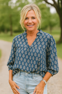 Gloria | Printed Split-Neck Blouse with Three-Quarter Sleeves