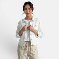 Janice | Cropped Fitted Denim Jacket